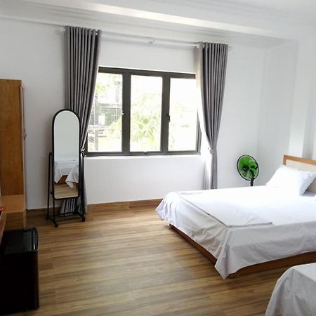Hotel Hanh Hoa Chan Chau Екстер'єр фото