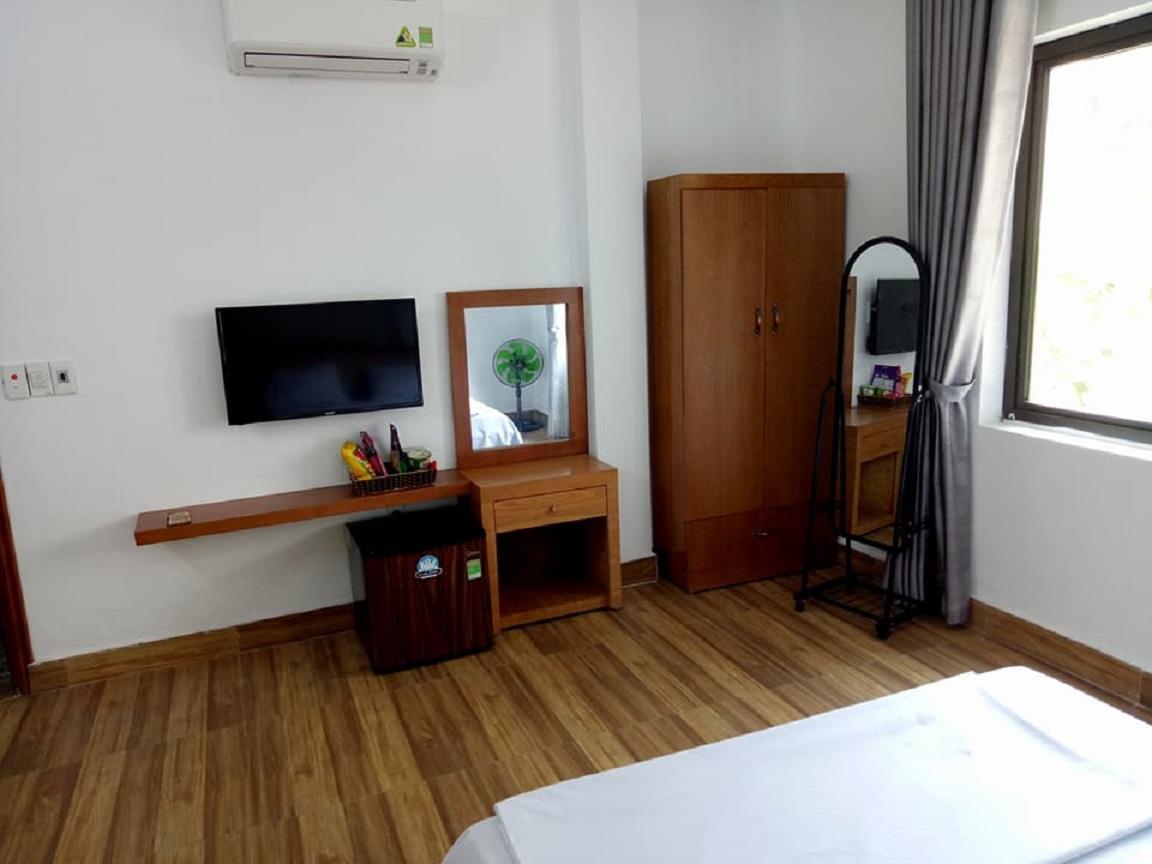 Hotel Hanh Hoa Chan Chau Екстер'єр фото