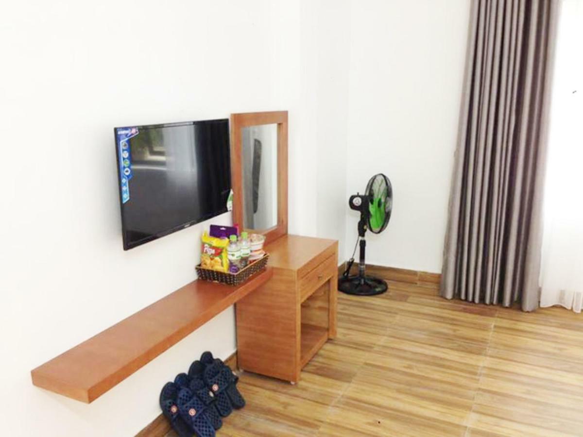 Hotel Hanh Hoa Chan Chau Екстер'єр фото