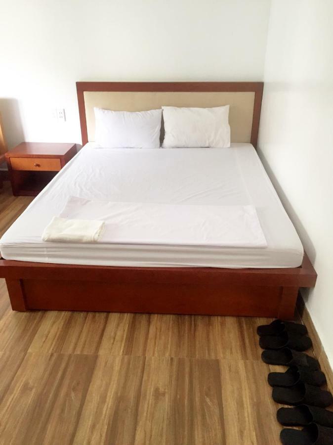 Hotel Hanh Hoa Chan Chau Екстер'єр фото