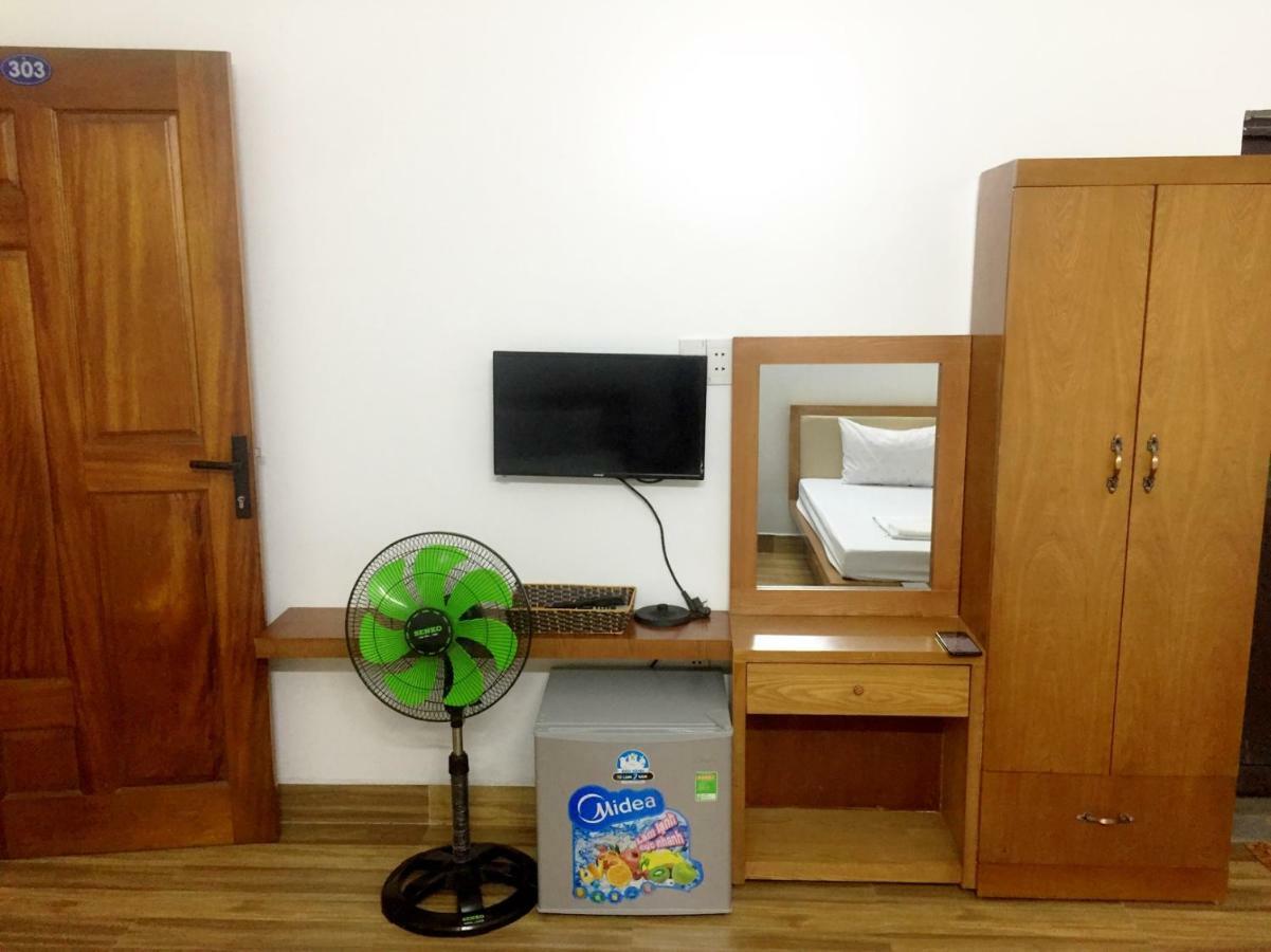 Hotel Hanh Hoa Chan Chau Екстер'єр фото